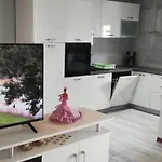 Katja アパート ポレッチ